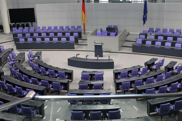 Wir verkleinern den Bundestag wirksam und dauerhaft