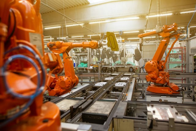 Besuch der Wirtschaftsrunde in Wackersdorf